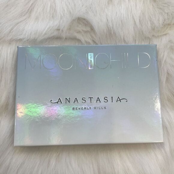 Anastasia Moonchild Glow Kit - Picture 4 of 9